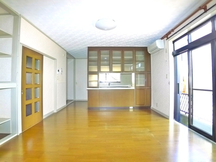 居室 コスモアイリス