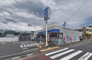 ローソン武蔵増戸駅前店(コンビニ)まで600m アスティー前原