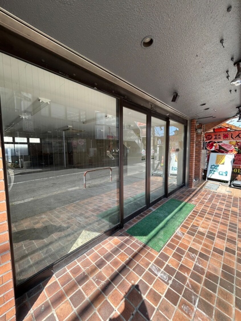 玄関 都ビル新松戸