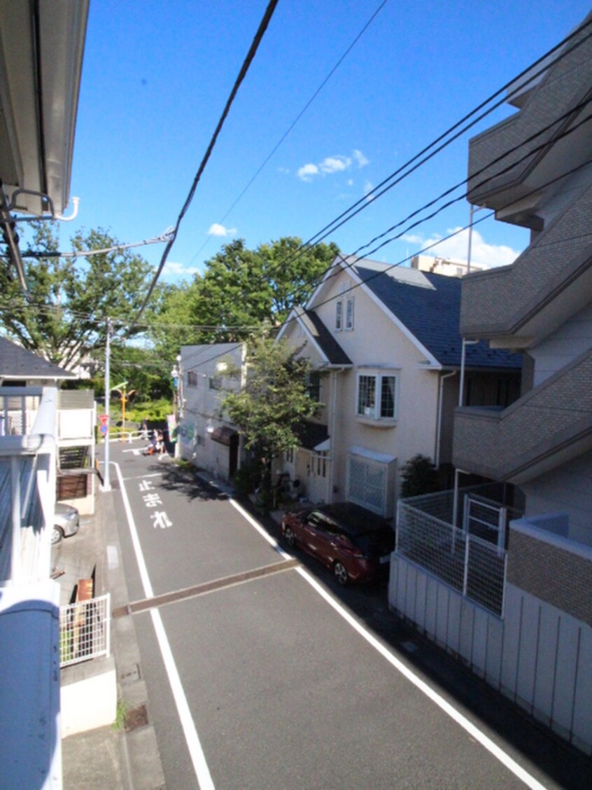 室内からの展望 エステ－トピア桜上水