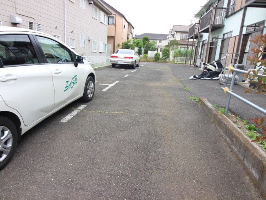 駐車場 ゴ－ルドハイツ