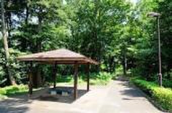 松葉公園(公園)まで444m ゴ－ルドハイツ