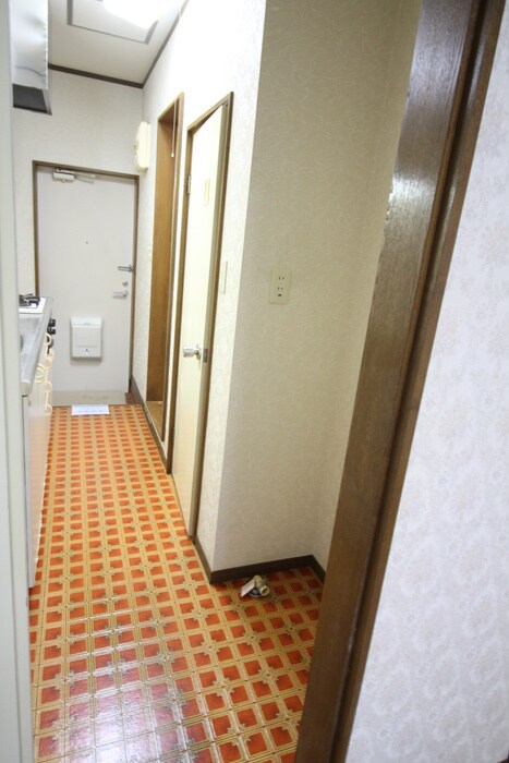 廊下 ﾌﾗｯﾂ横浜３