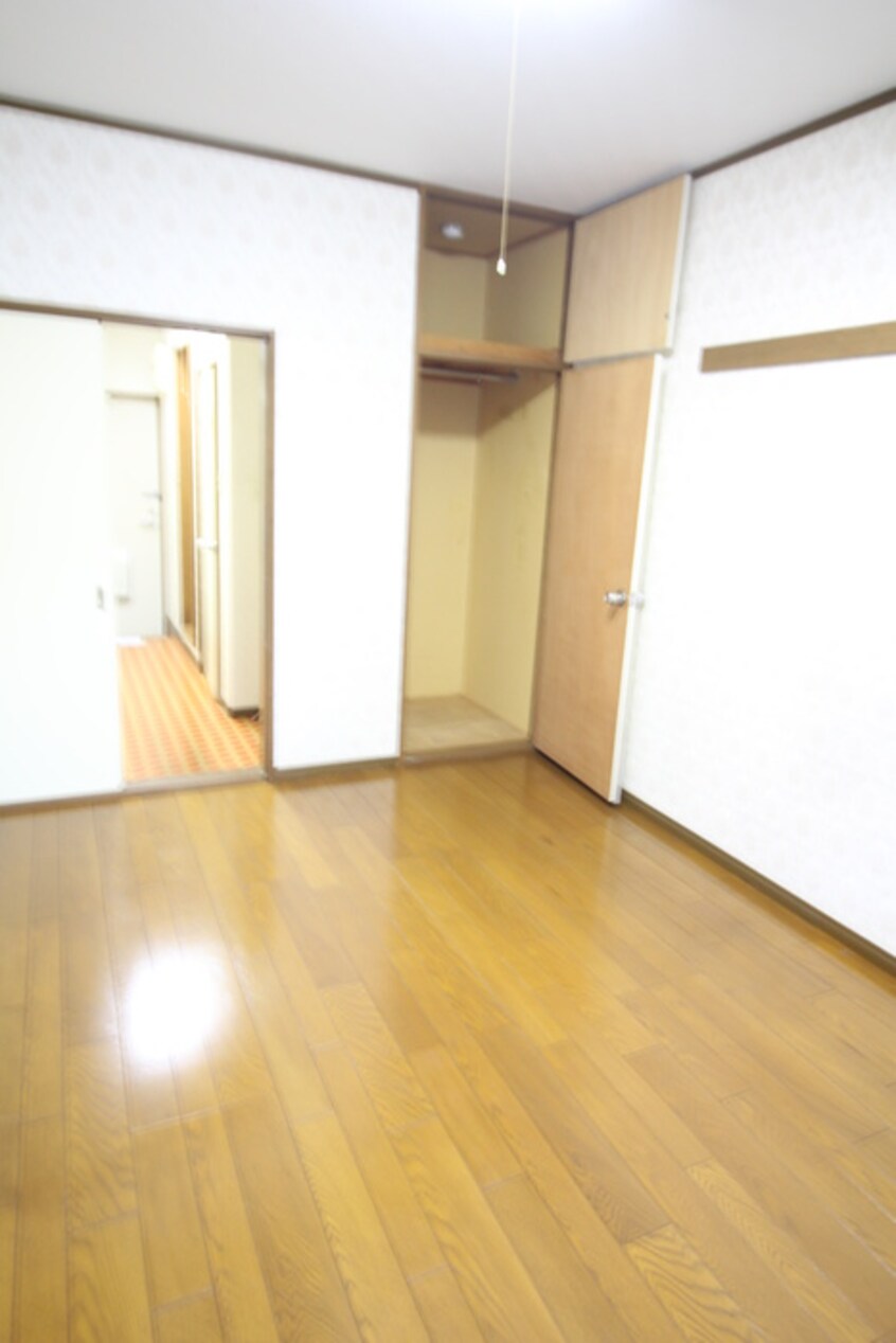 居室 ﾌﾗｯﾂ横浜３
