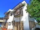 新山ハイツの外観