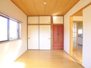 居室 新山ハイツ