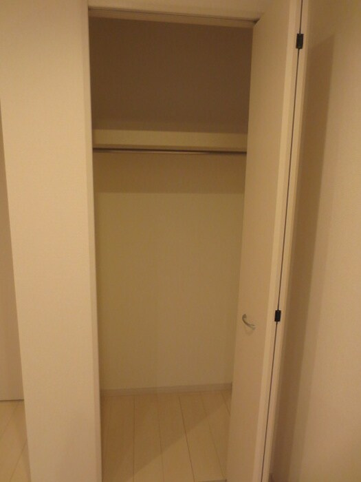 収納 リブリ・四谷上町富士見通り