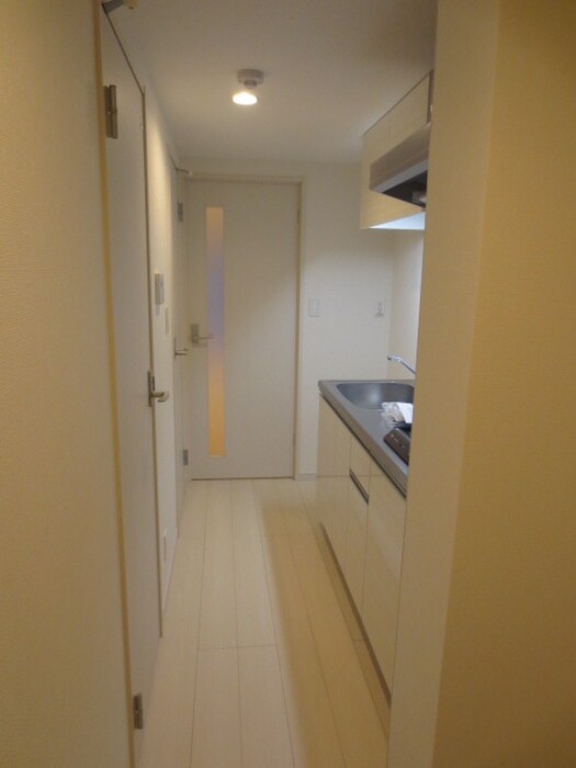 廊下 リブリ・四谷上町富士見通り