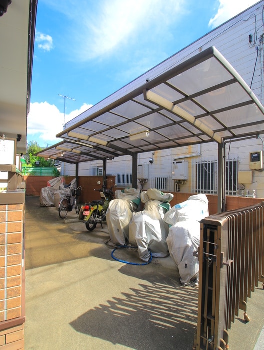 駐輪場 プラス　パァ