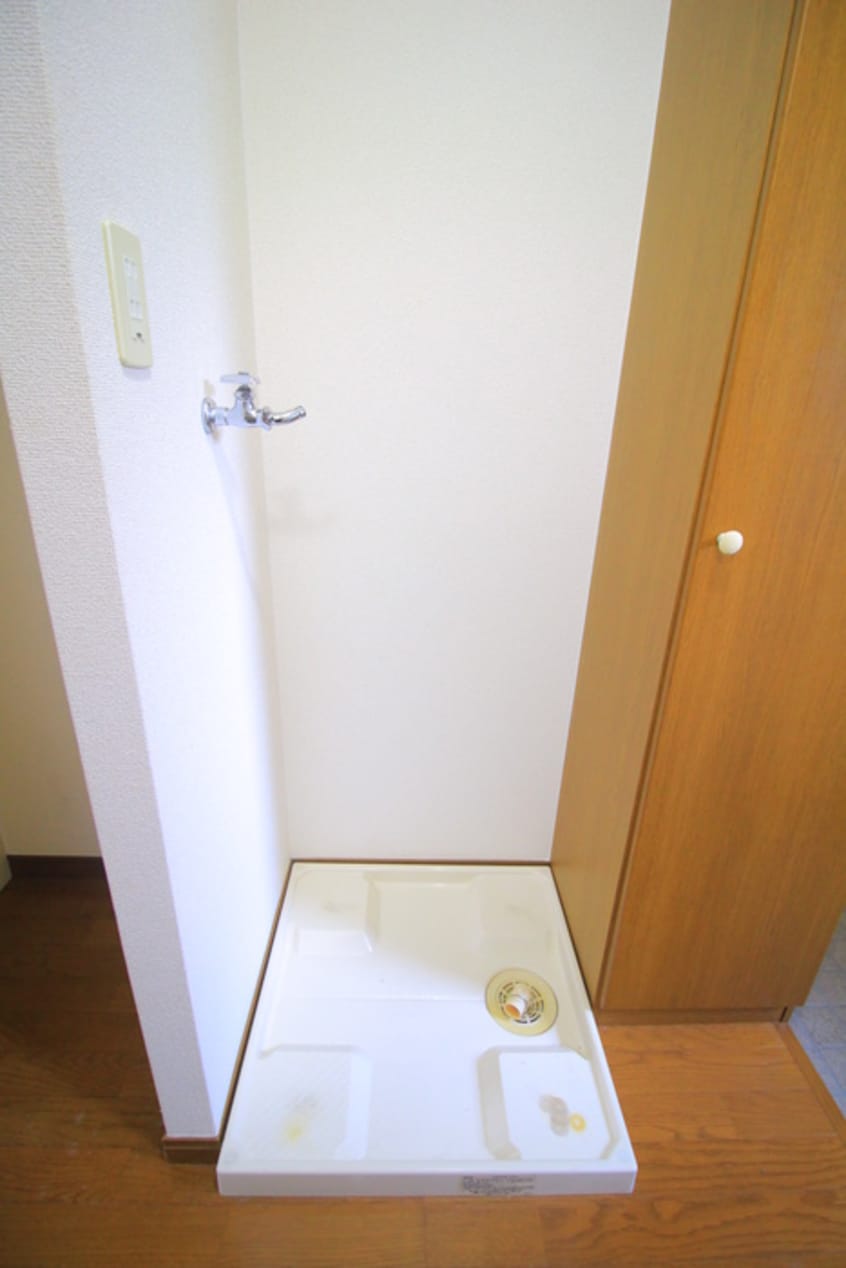 洗濯機置場 プラス　パァ