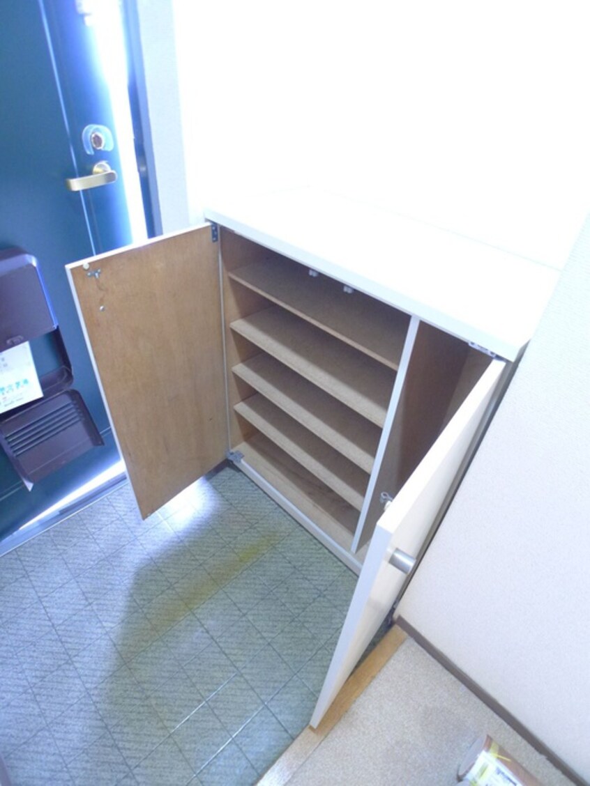 靴箱 サニーパレス南