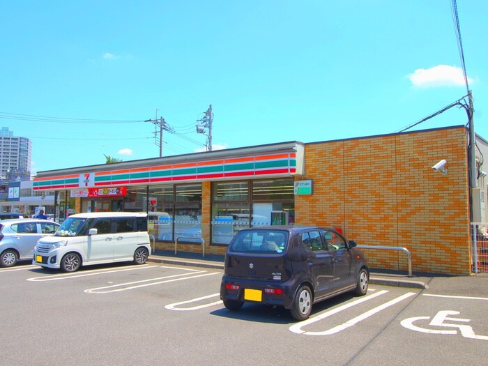 セブン-イレブン 大井うれし野店(コンビニ)まで86m ファーストステージふじみ野