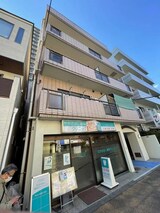 メゾンナカムラ