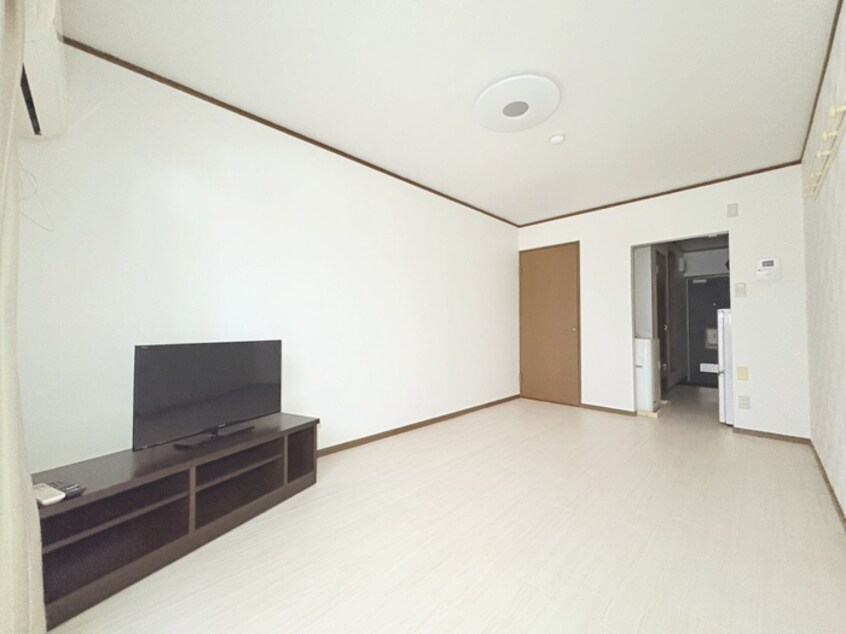 居室 フラッツマルイ