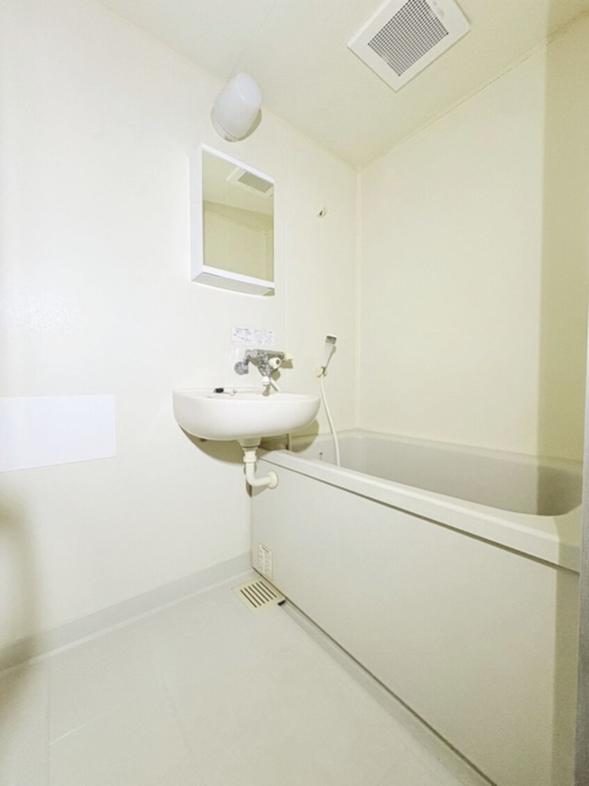 バス／シャワールーム等 フラッツマルイ