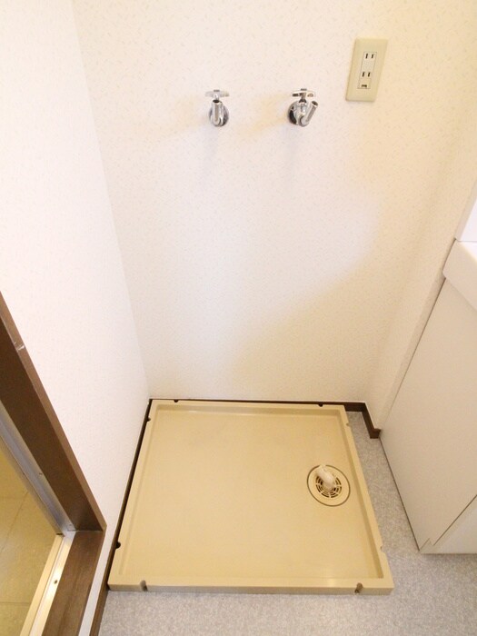 洗濯機置場 グランデ－ル不二