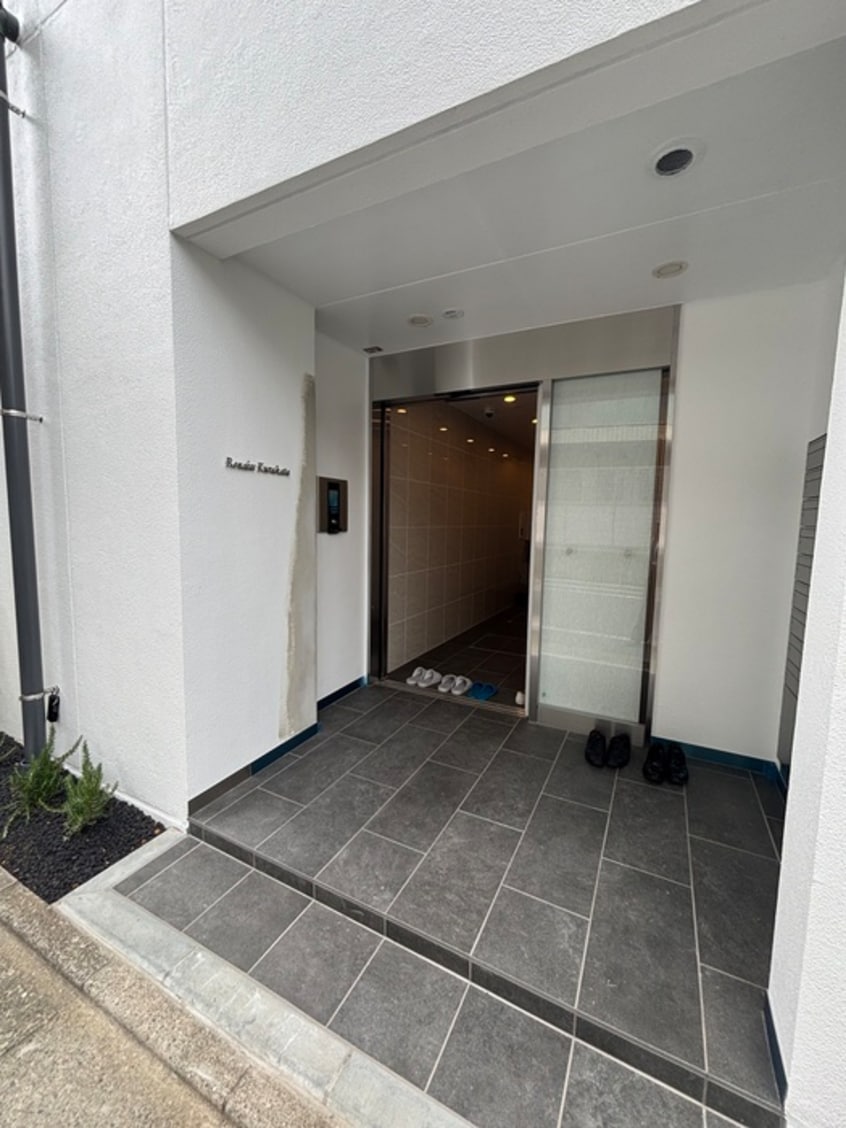 エントランス部分 ルネスクラカタ