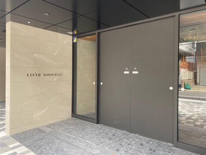 エントランス部分 リビオメゾン東北沢