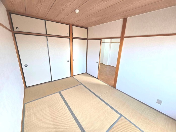 居室 ロイヤルプラザ清新