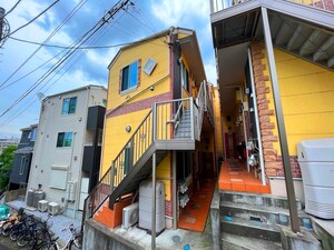 ユナイト生麦ファン・グリス