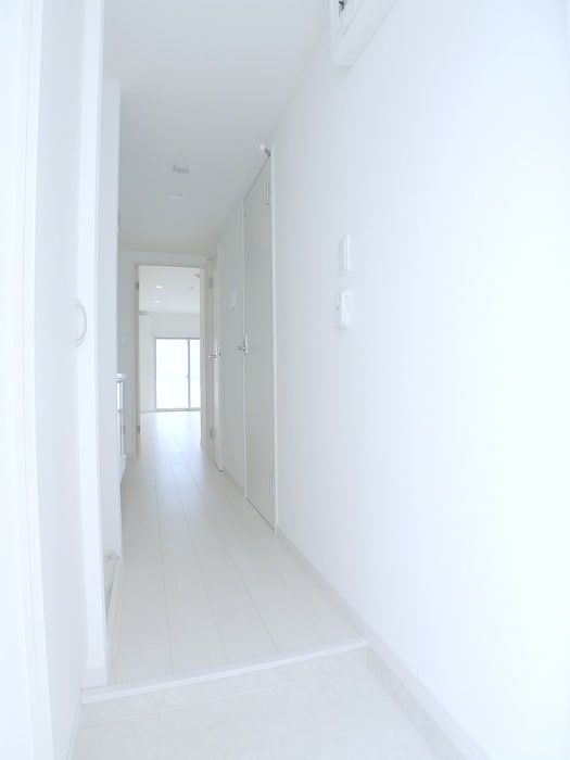 玄関 リブリ・ジェロ　セヴォム