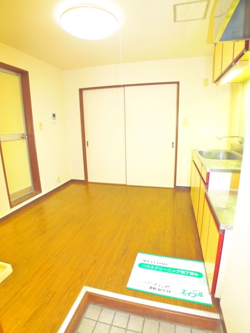 玄関 フル－ル佐伯