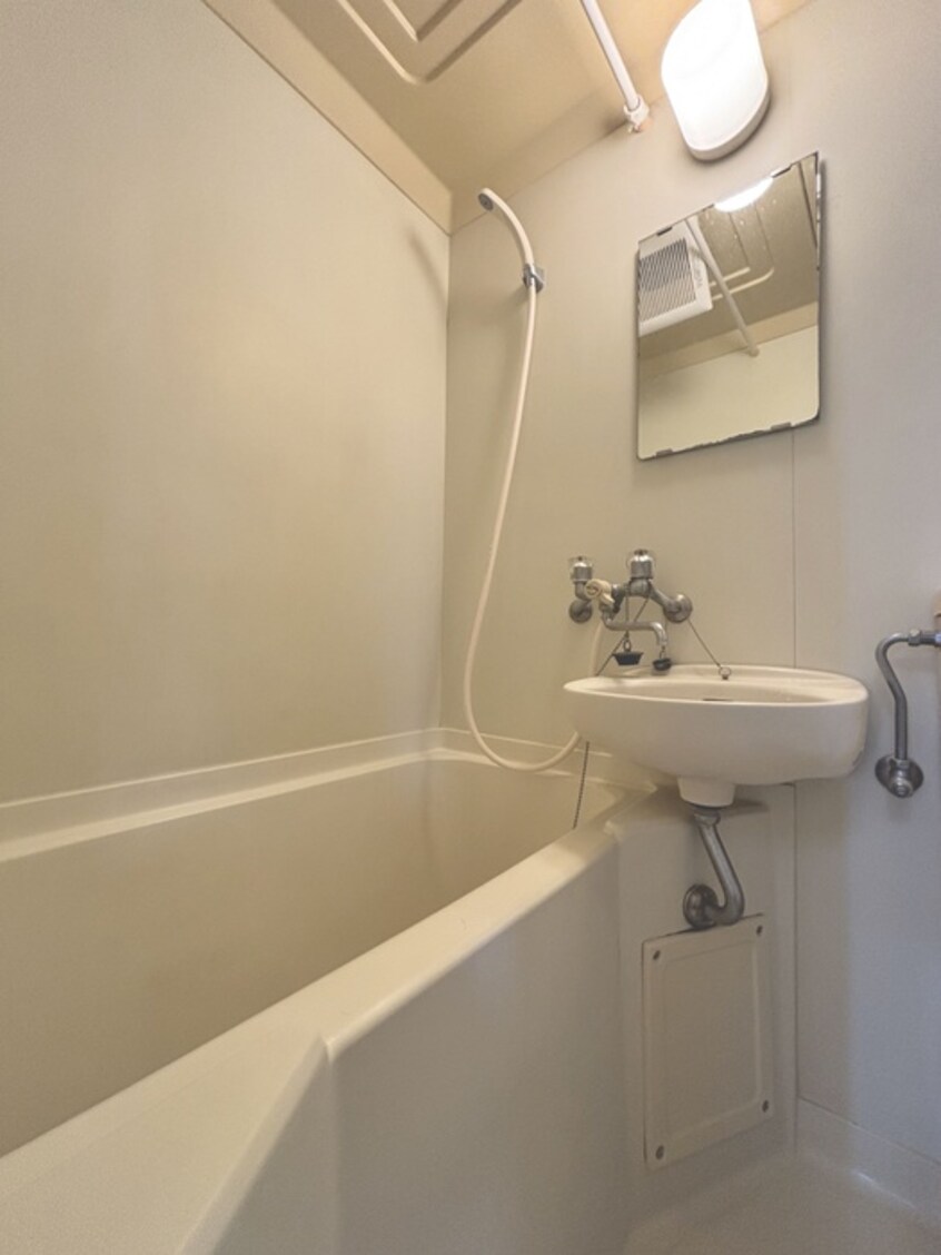 バス／シャワールーム等 フル－ル佐伯