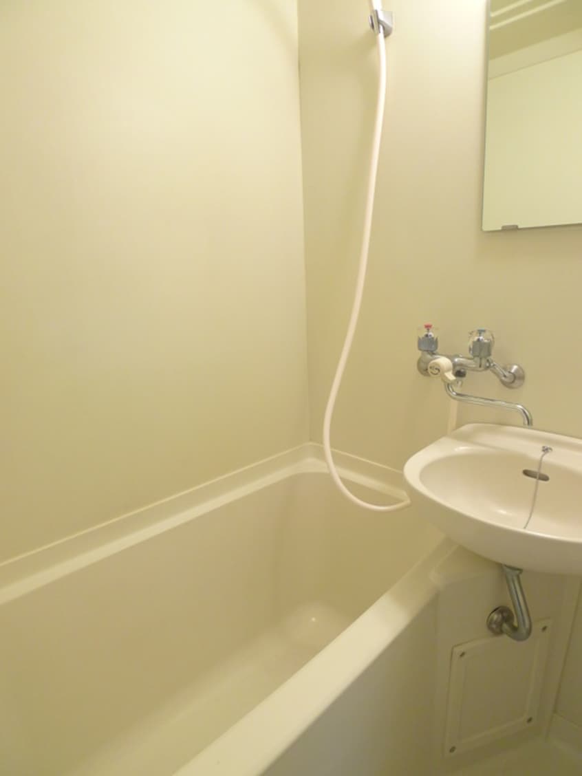 バス／シャワールーム等 フル－ル佐伯