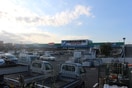 くろがねや(ディスカウントショップ)まで1400m クローバーハイツ　Ｂ棟