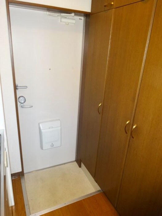 玄関 ベルドミ－ルサクラギ