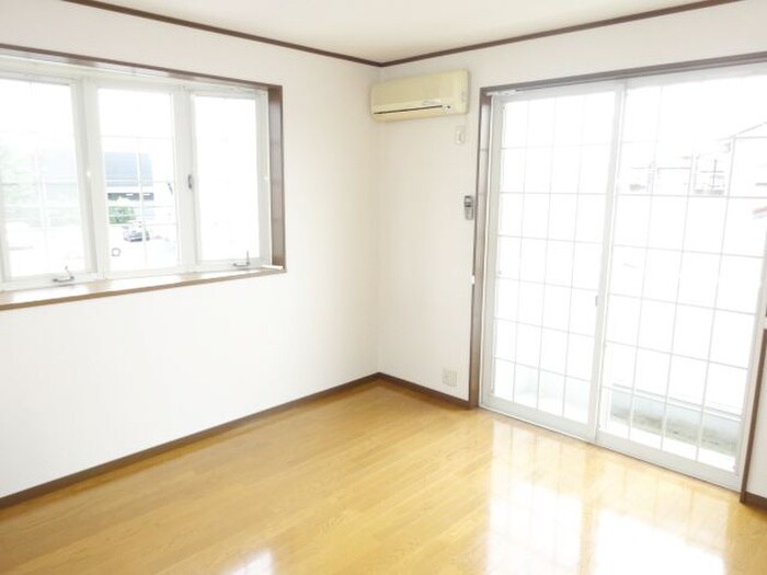 居室 ベルドミ－ルサクラギ