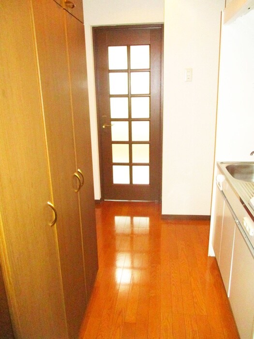 廊下 ベルドミ－ルサクラギ