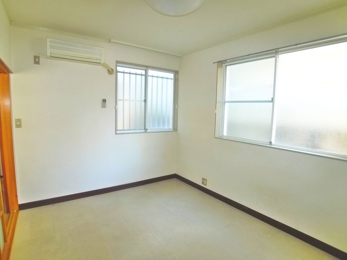 居室 コ－ポカワノ