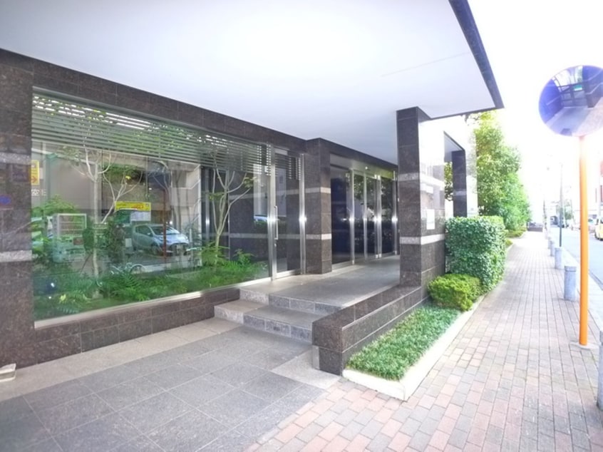 エントランス部分 セレリ－オ・ニッコ－