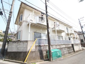 テラスオムロ