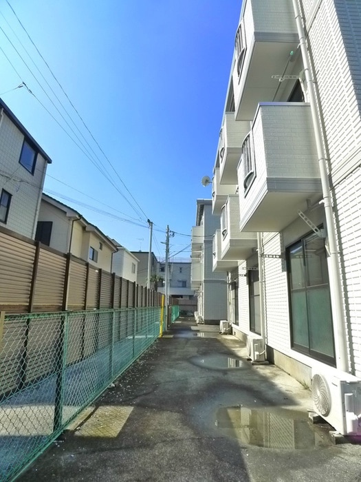 駐輪場 ベアパレスB