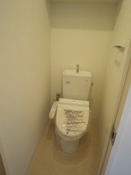 トイレ ヴェルデコート西新宿