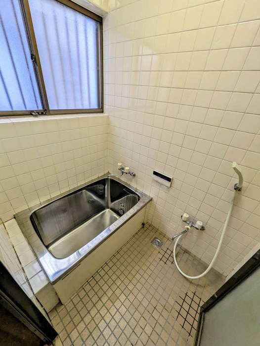 バス／シャワールーム等 山手町戸建