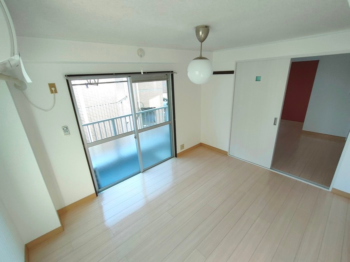 居室 リバ－スト－ン昭島