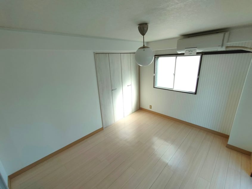 居室 リバ－スト－ン昭島