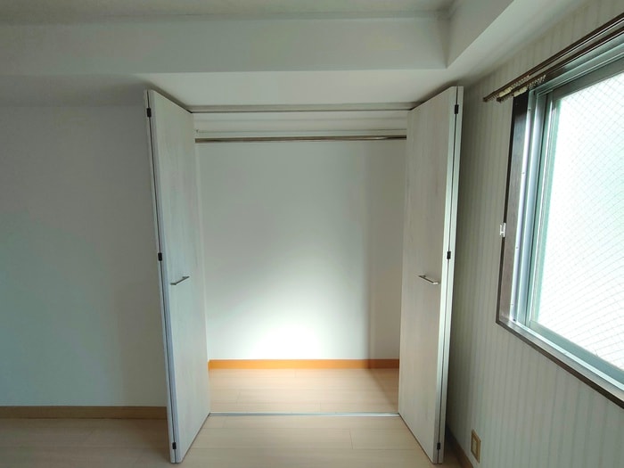 収納 リバ－スト－ン昭島