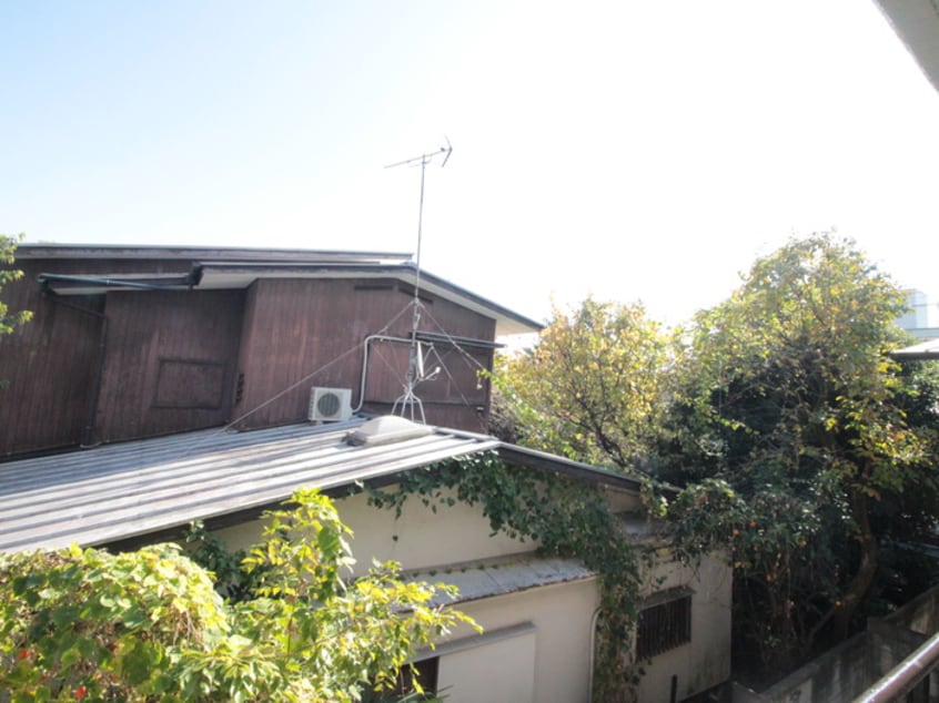 室内からの展望 経堂ハウジング（２Ｆ）