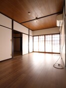居室 下田町三丁目貸家