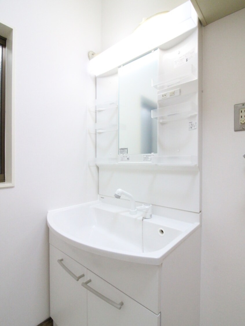 洗面 下田町三丁目貸家