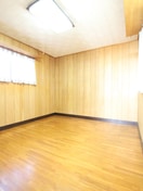 居室 下田町三丁目貸家