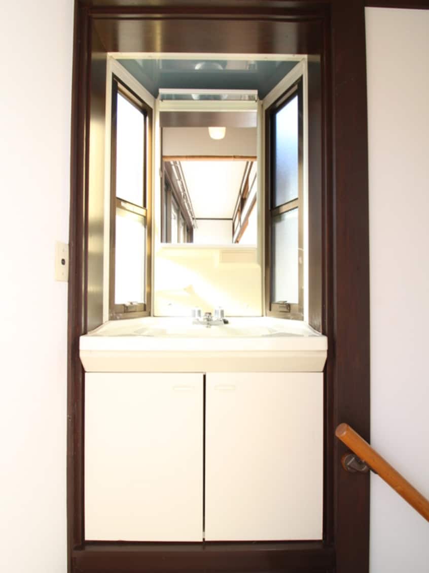 洗面 下田町三丁目貸家