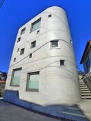 Ｚａａｌの外観