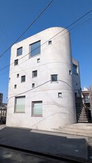 Ｚａａｌの外観