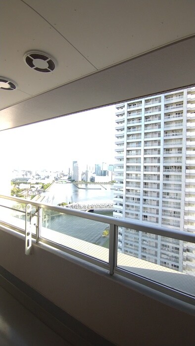 室内からの展望 ﾘﾊﾞ-ｼﾃｨ21ｲ-ｽﾄﾀﾜ-ｽﾞⅡ