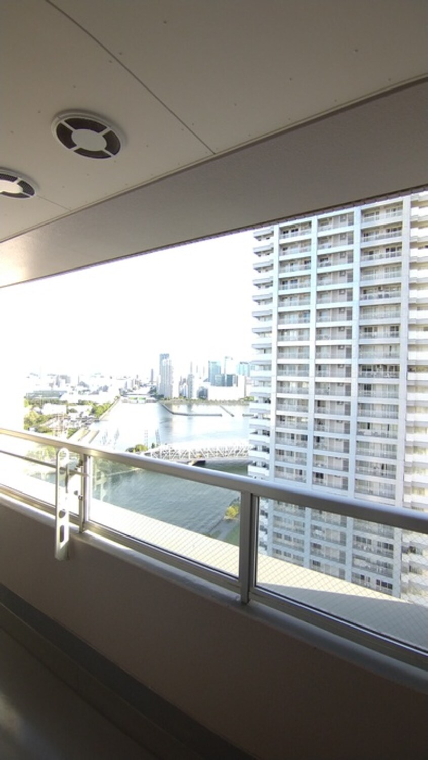 室内からの展望 ﾘﾊﾞ-ｼﾃｨ21ｲ-ｽﾄﾀﾜ-ｽﾞⅡ